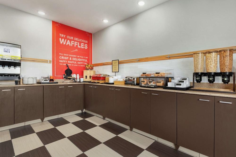 Hampton Inn Houston Hobby Airport Экстерьер фото